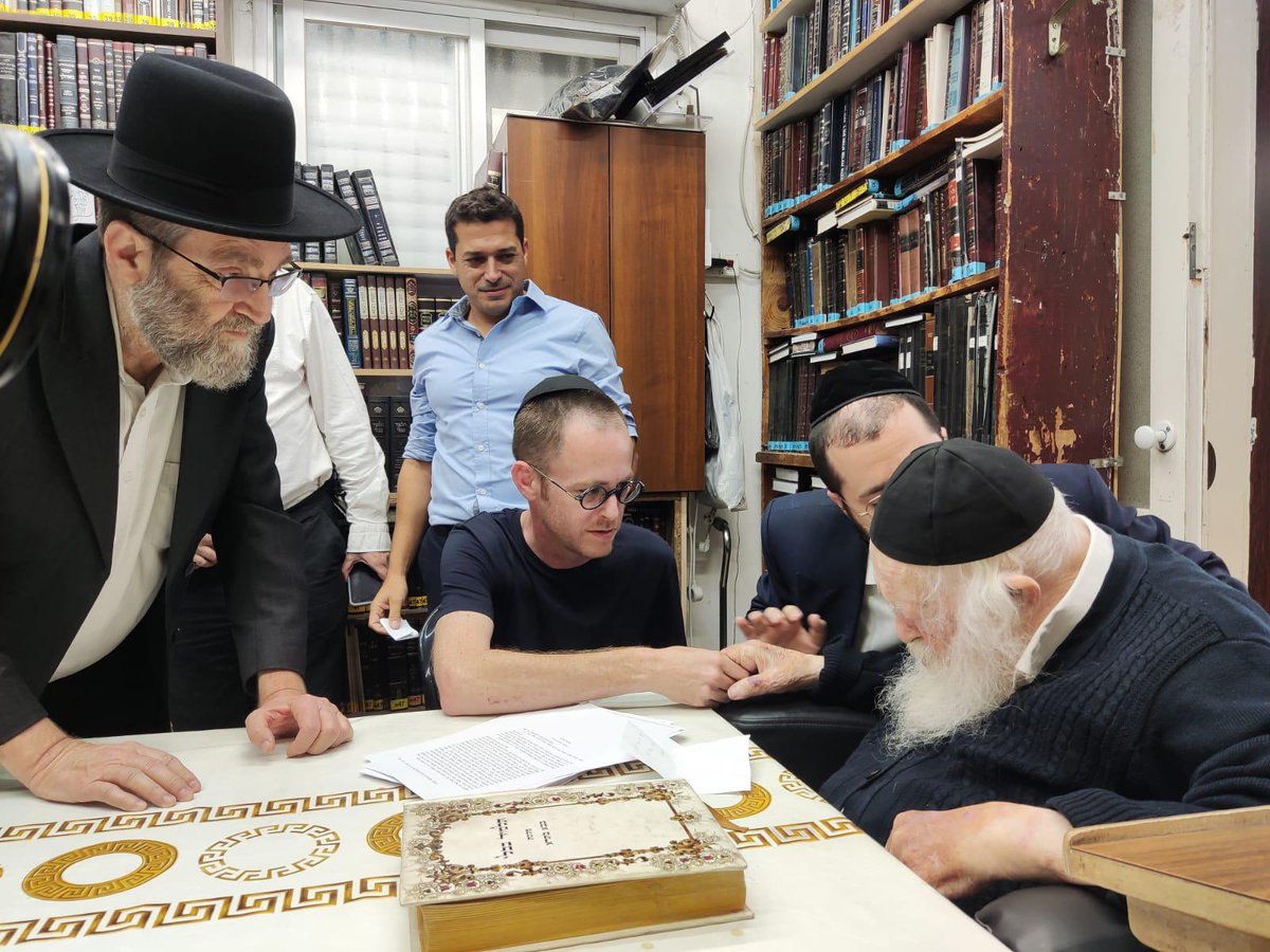 The Rebbe and the Sciences